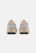 Sneakers 9060 Et Gris Rose - photo 4/5 - UrbanDrip