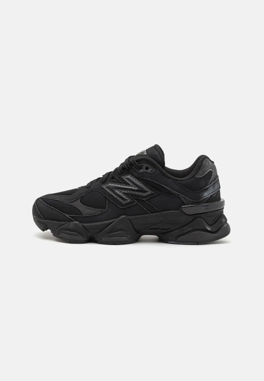 Sneakers 9060 Full Noir - photo 1/6 - UrbanDrip