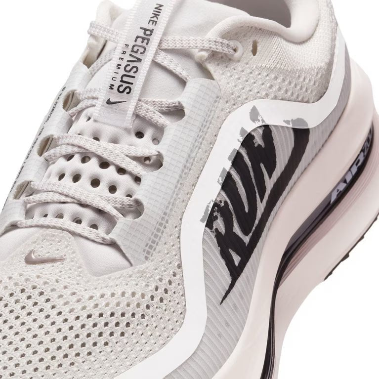 Nike Pegasus Premium 41 Blanc & Marron - UrbanDrip