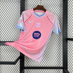 T-Shirt Maillot FC Barcelone Concept 2025 26 Rose - photo 1/7 - UrbanDrip