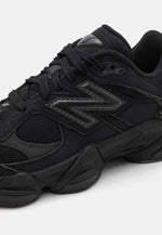 Sneakers 9060 Full Noir - photo 3/6 - UrbanDrip