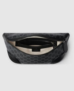 Sac ceinture Emblem moyen format - photo 6/6 - UrbanDrip