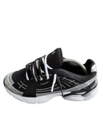 Under Armour Custom Noir - UrbanDrip