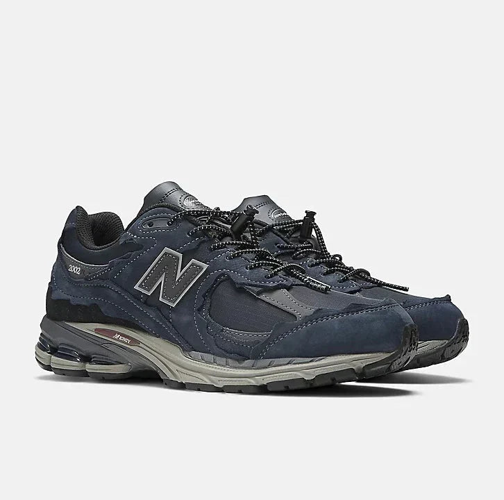Sneakers 2002R Protection Foncé Bleu - photo 2/5 - UrbanDrip