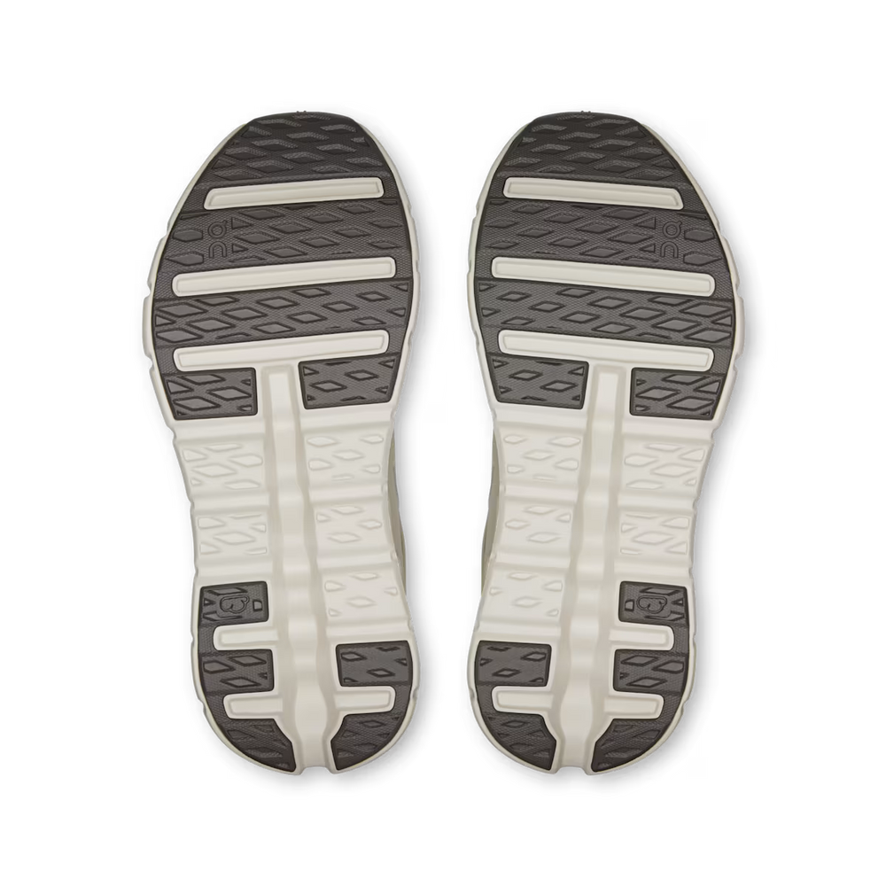 Sneakers On Beige - photo 6/6 - UrbanDrip