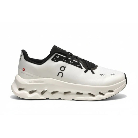Sneakers and White Black - photo 1/3 - UrbanDrip