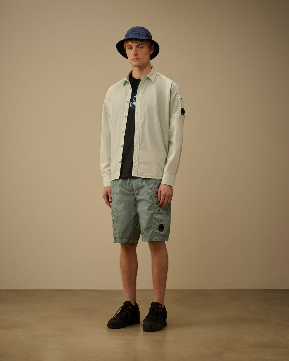 Short Silver Blue - photo 4/4 - UrbanDrip